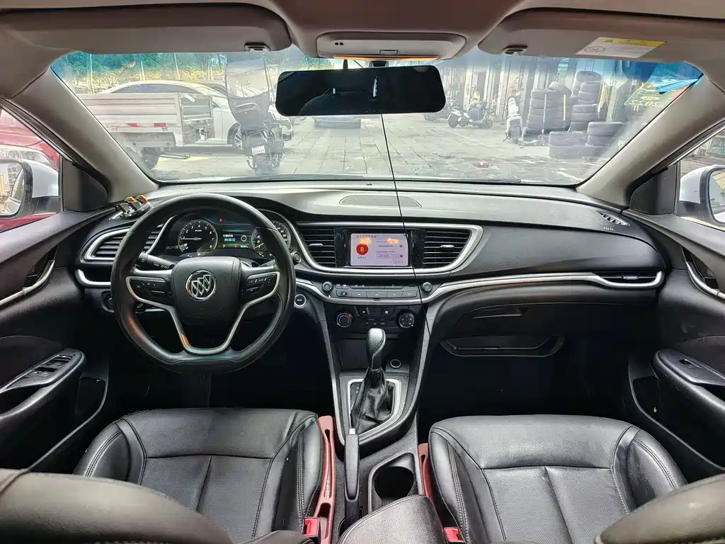 Buick Excelle — миниатюра 2
