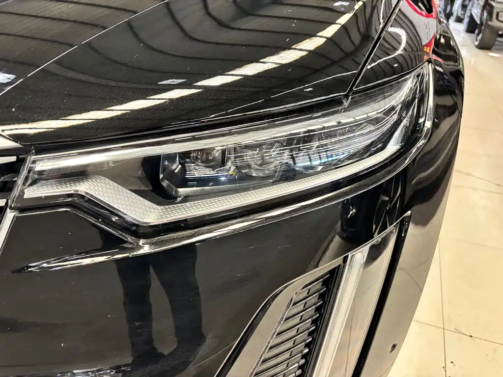 Cadillac XT6 — миниатюра 3