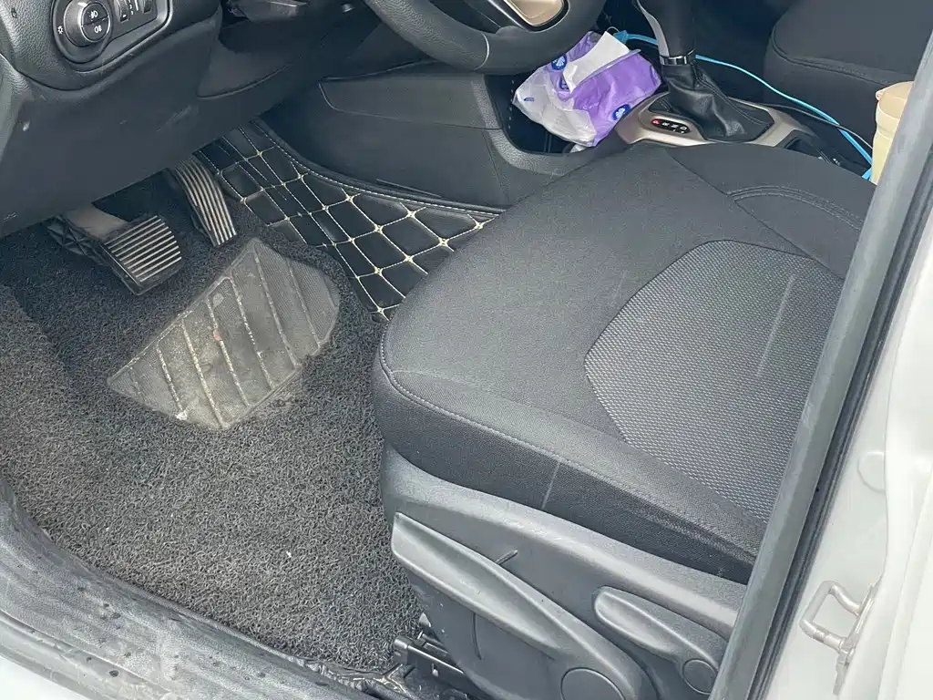 Jeep Renegade — миниатюра 6