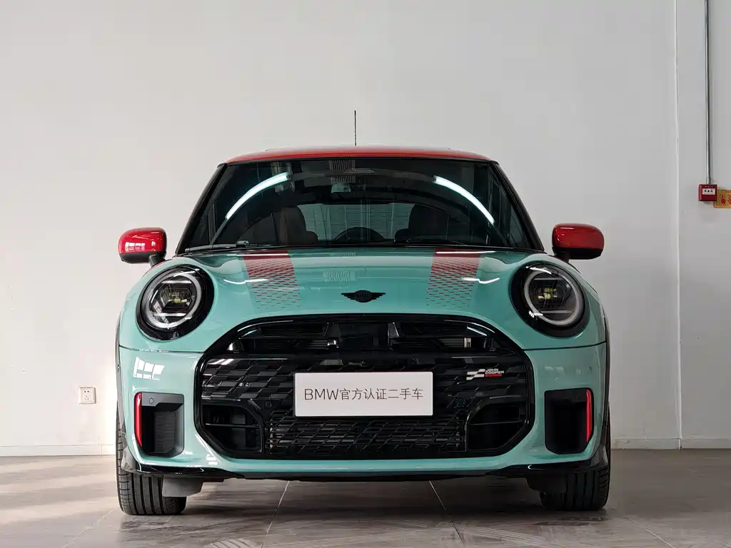 MINI JCW