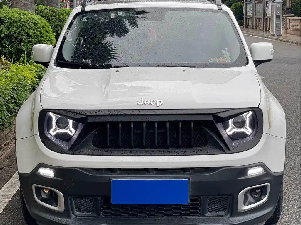Jeep Renegade — миниатюра 9