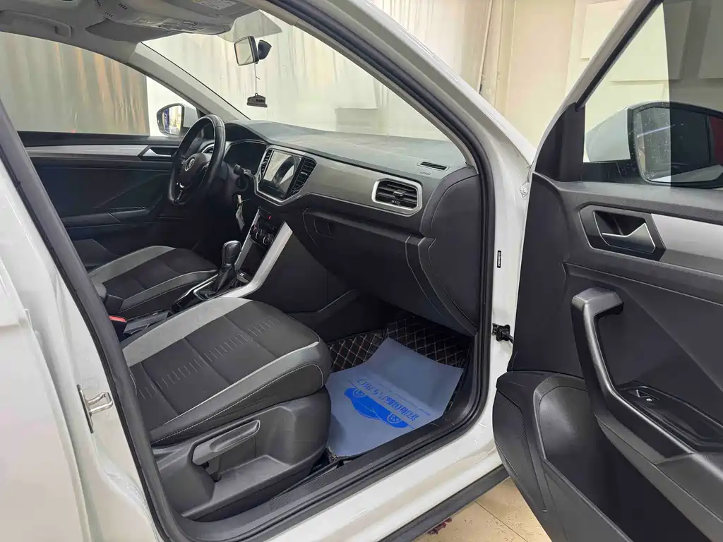Volkswagen T-Roc 2021 280TSI DSG Elite Smart Connect