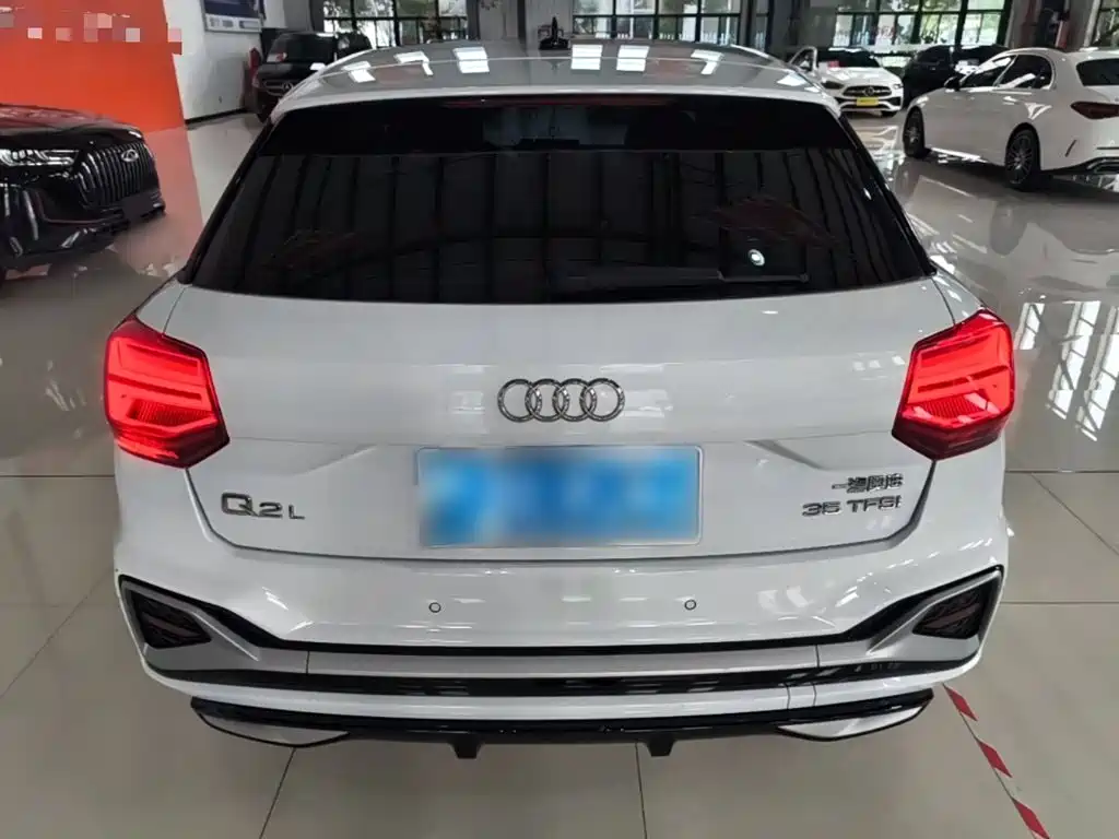 Audi Q2L — миниатюра 6