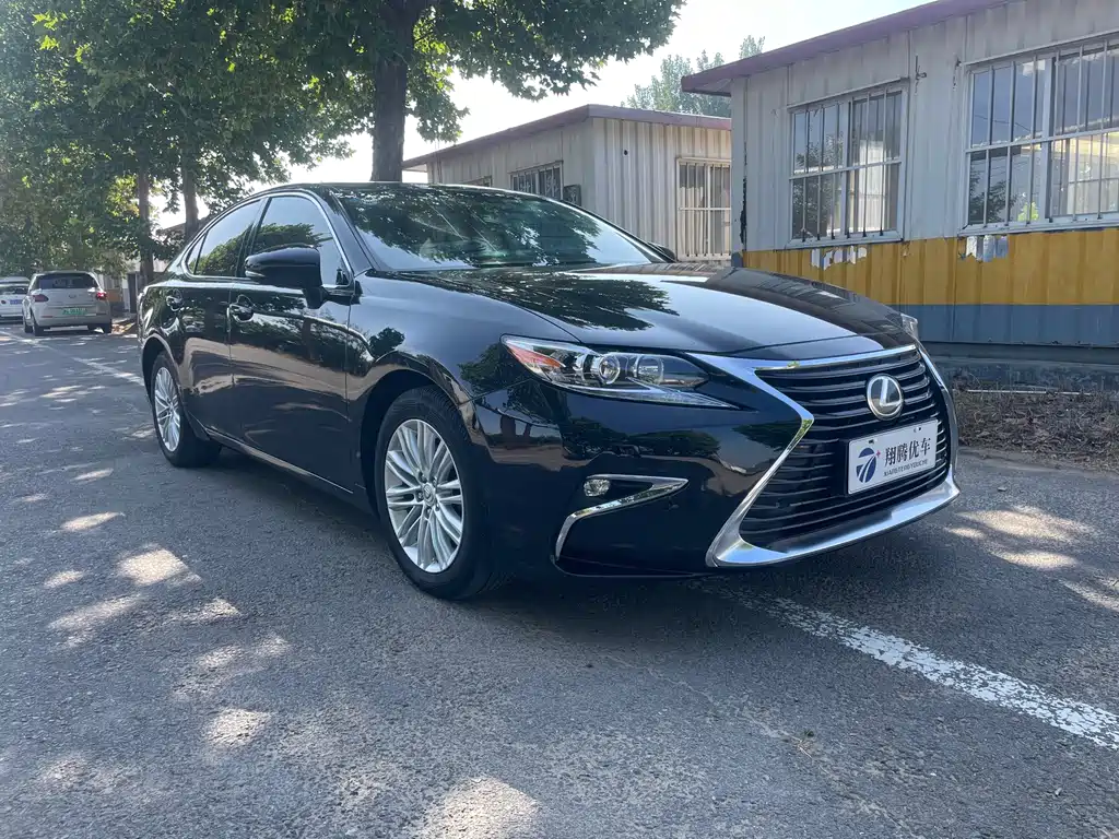 Lexus ES — миниатюра 3