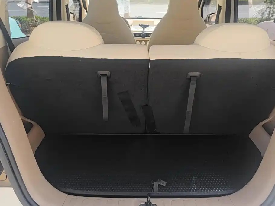 Wuling MINIEV — миниатюра 4