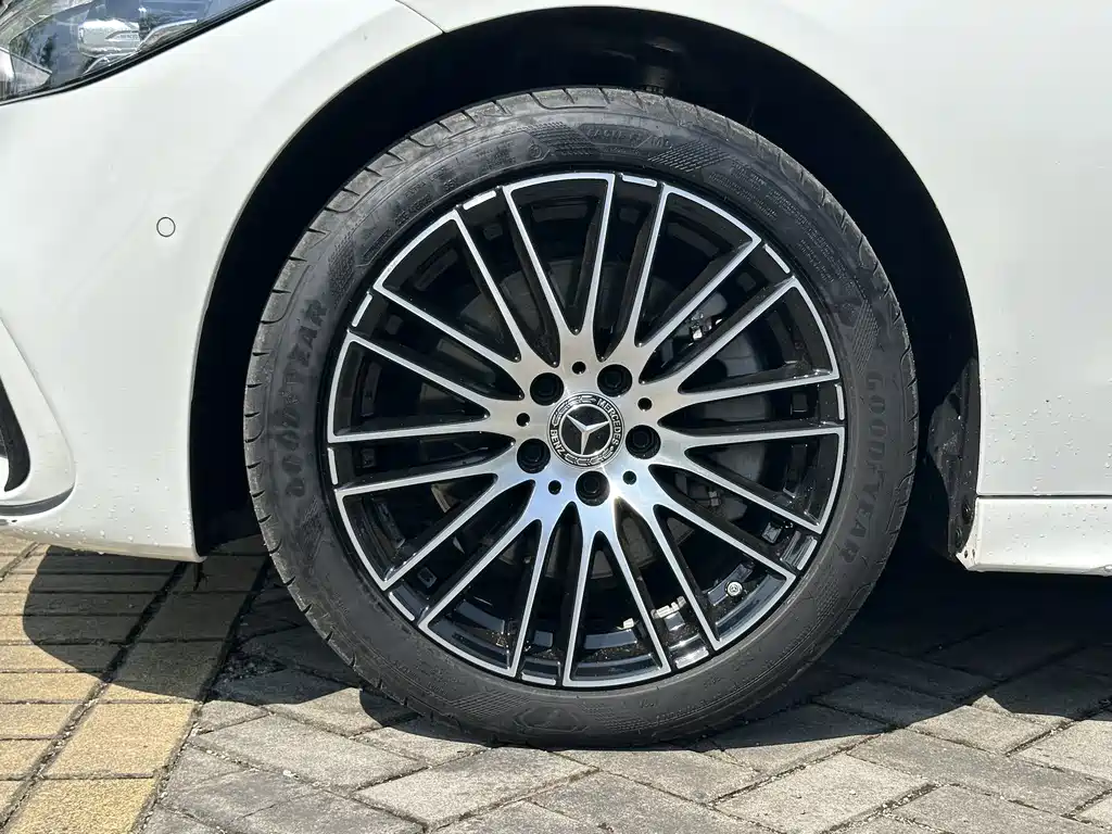 Mercedes-Benz C-Class C 2025 C 260 L Sport