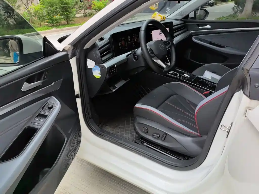 Volkswagen Lamando — миниатюра 12