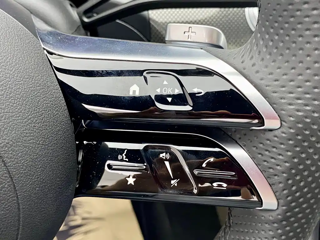 Mercedes-Benz C-Class — миниатюра 15