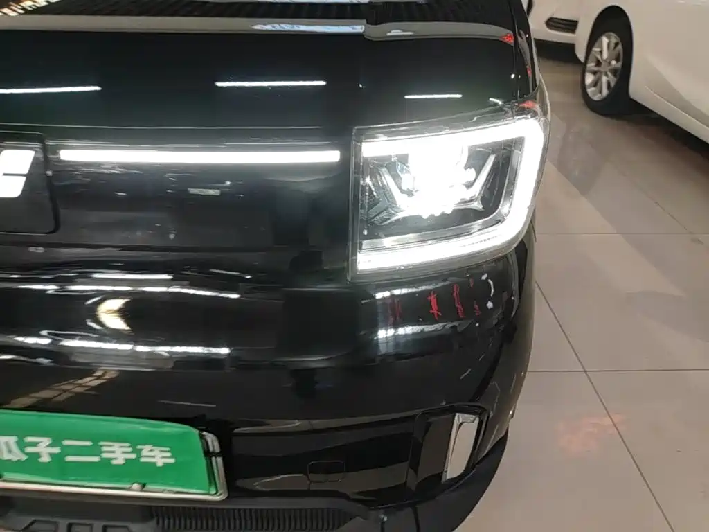 Wuling MINIEV — миниатюра 24