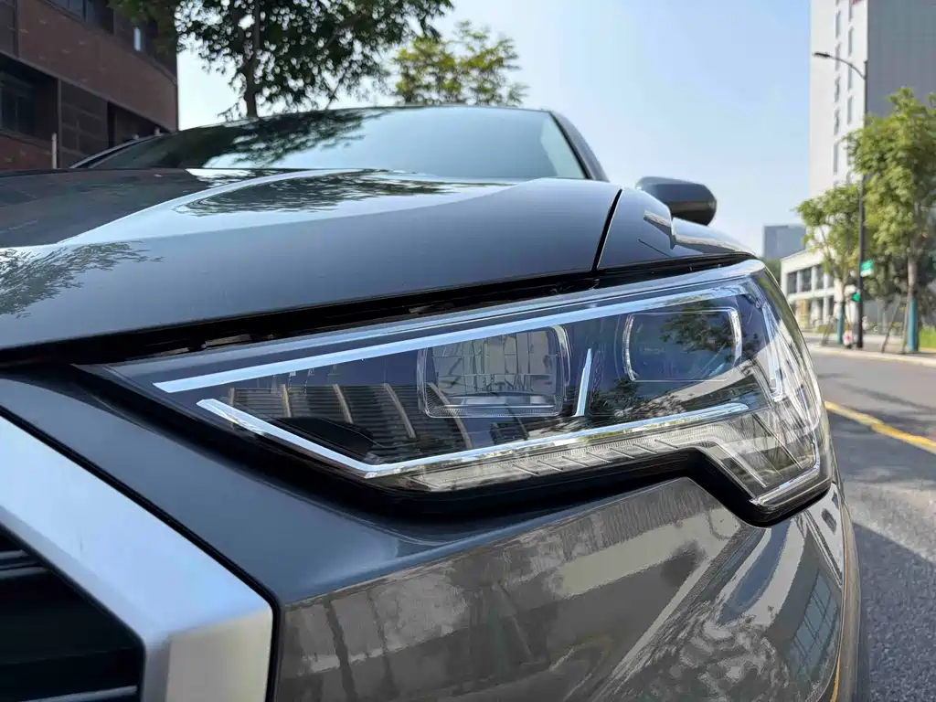 Audi Q3 — миниатюра 3