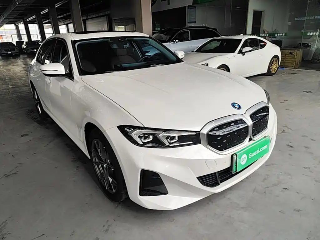 BMW i3 — миниатюра 4