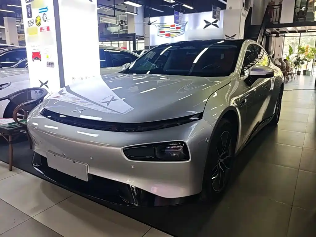 XPeng P7 — миниатюра 2