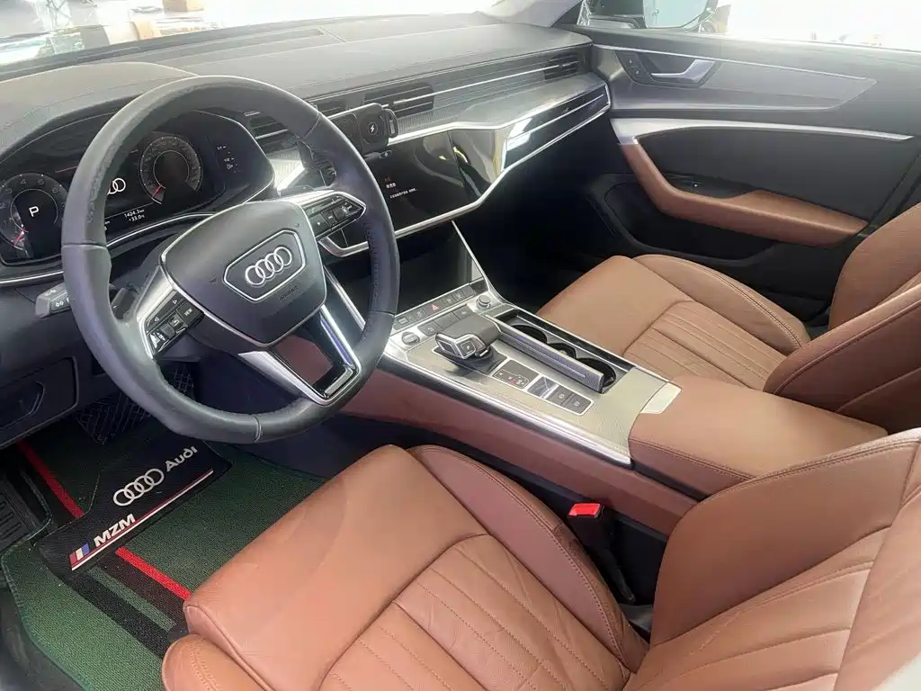 Audi A6L 2021 40 TFSI Luxury