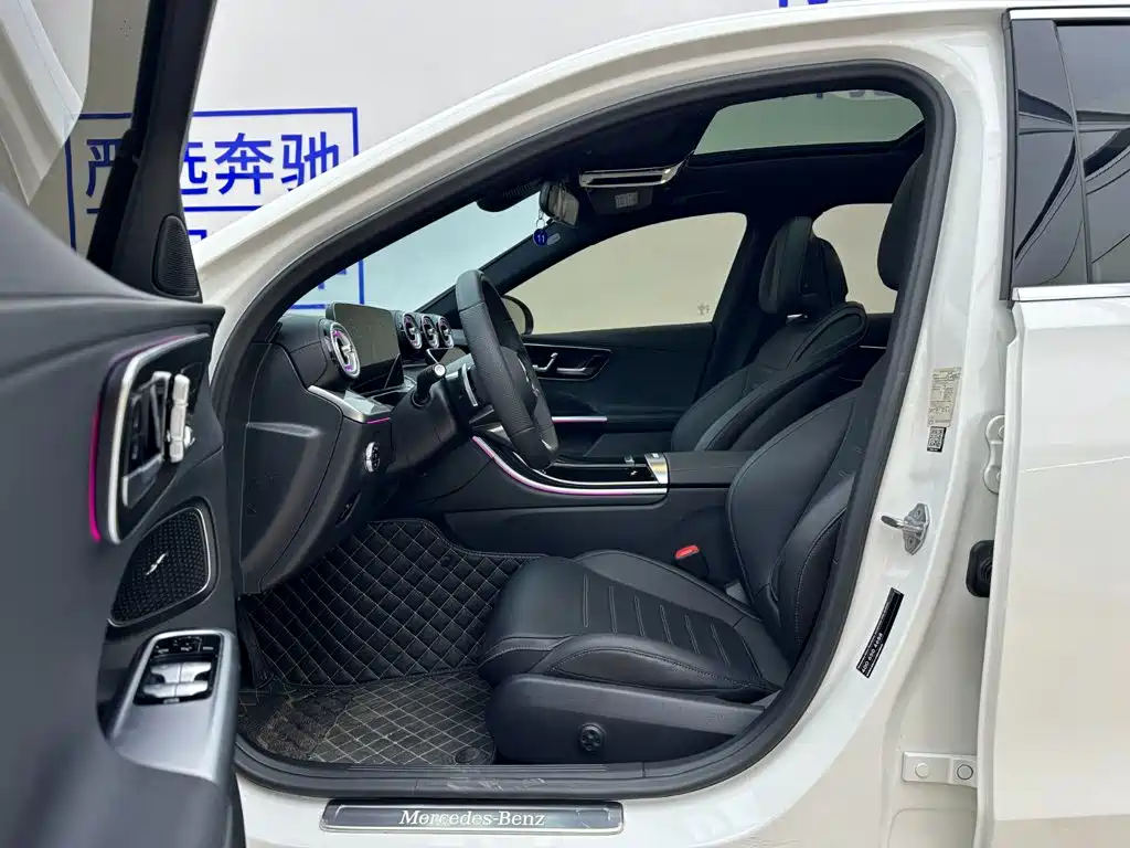 Mercedes-Benz C-Class — миниатюра 18