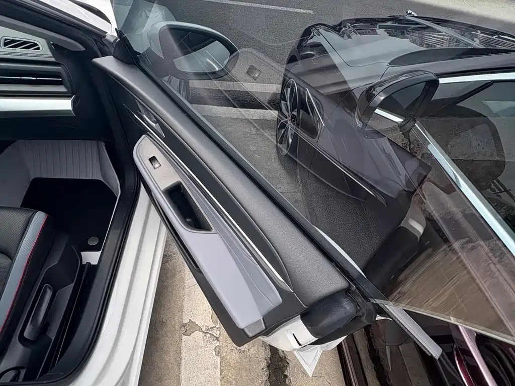 Volkswagen Lamando — миниатюра 6