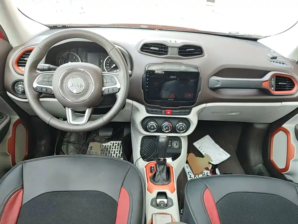 Jeep Renegade — миниатюра 10