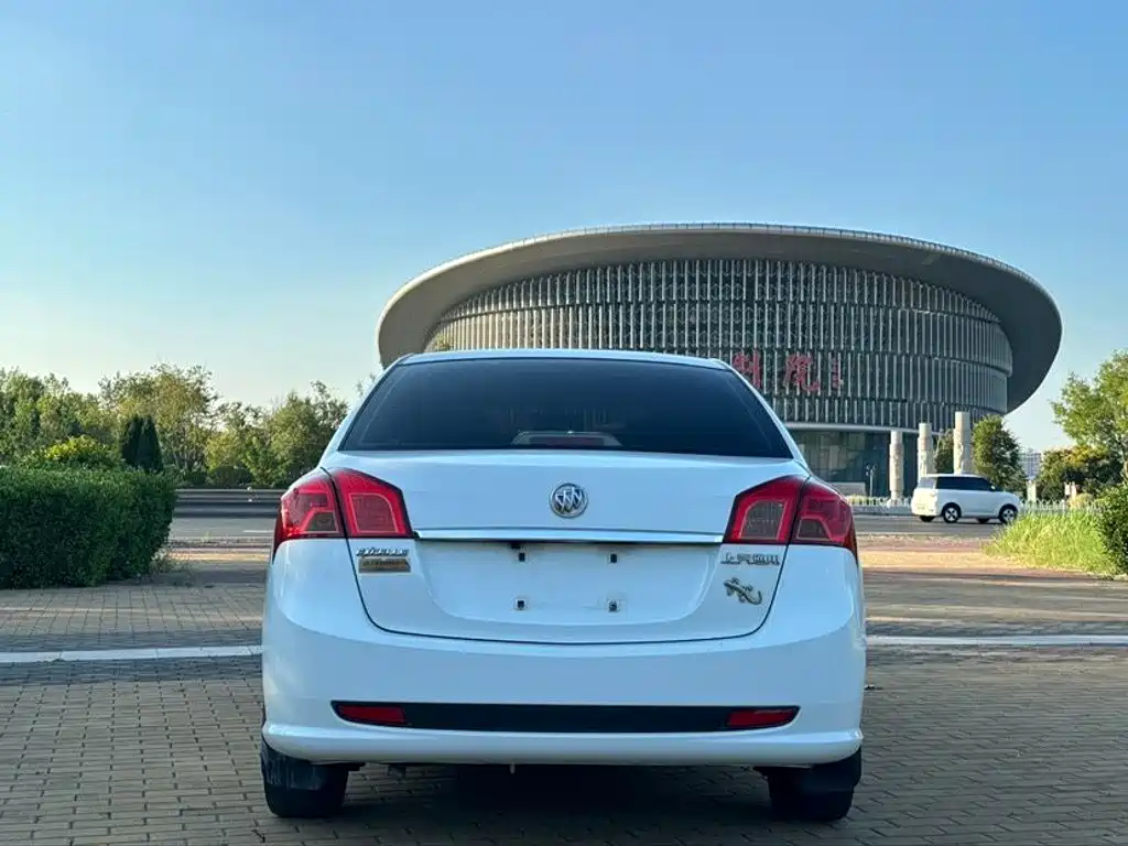 Buick Excelle — миниатюра 5