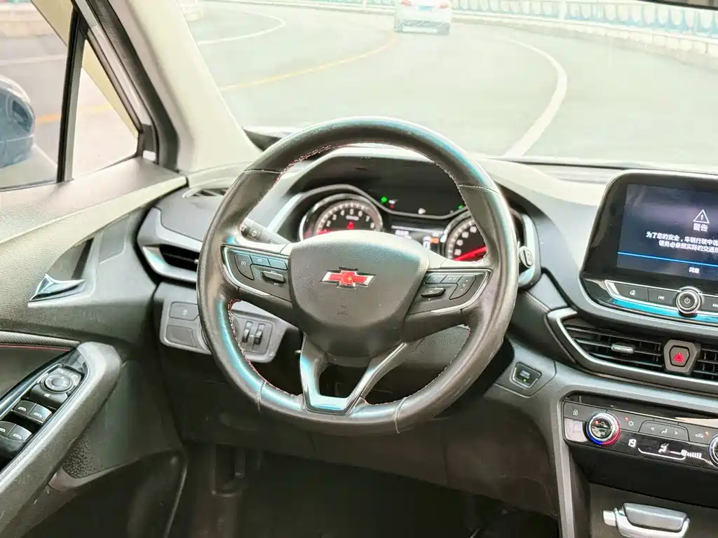 Chevrolet Volando — миниатюра 11