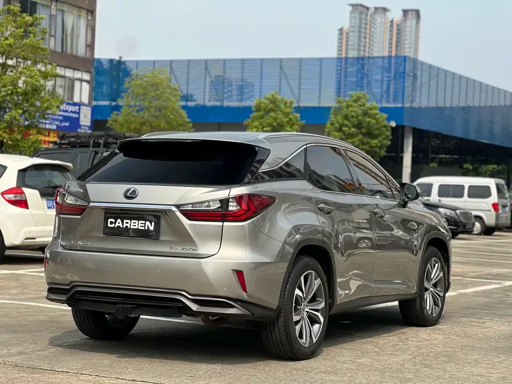 Lexus RX — миниатюра 5