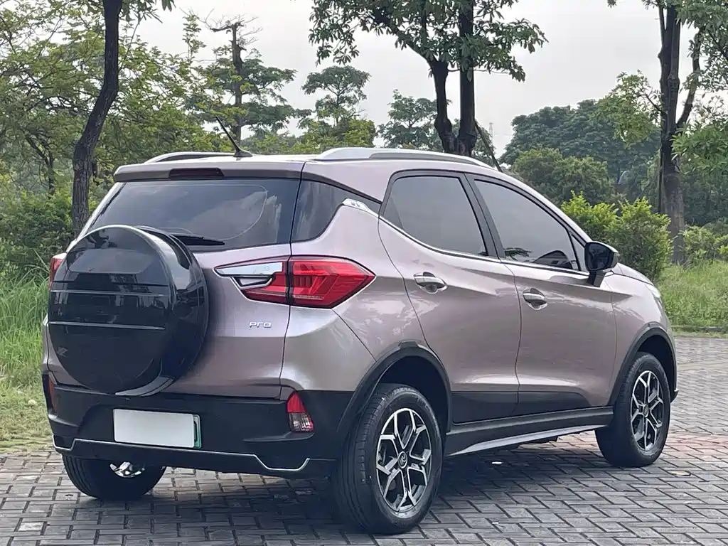 BYD Yuan Pro - фото 7