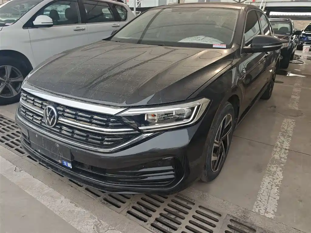 Volkswagen Sagitar 2023