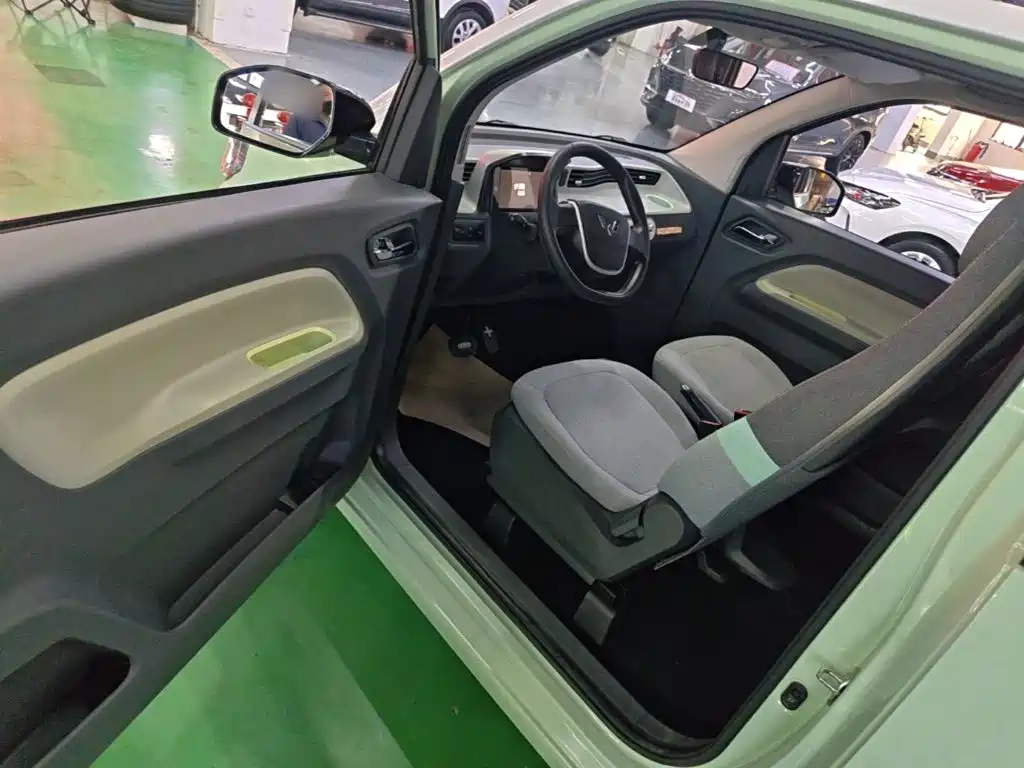Wuling MINIEV — миниатюра 16