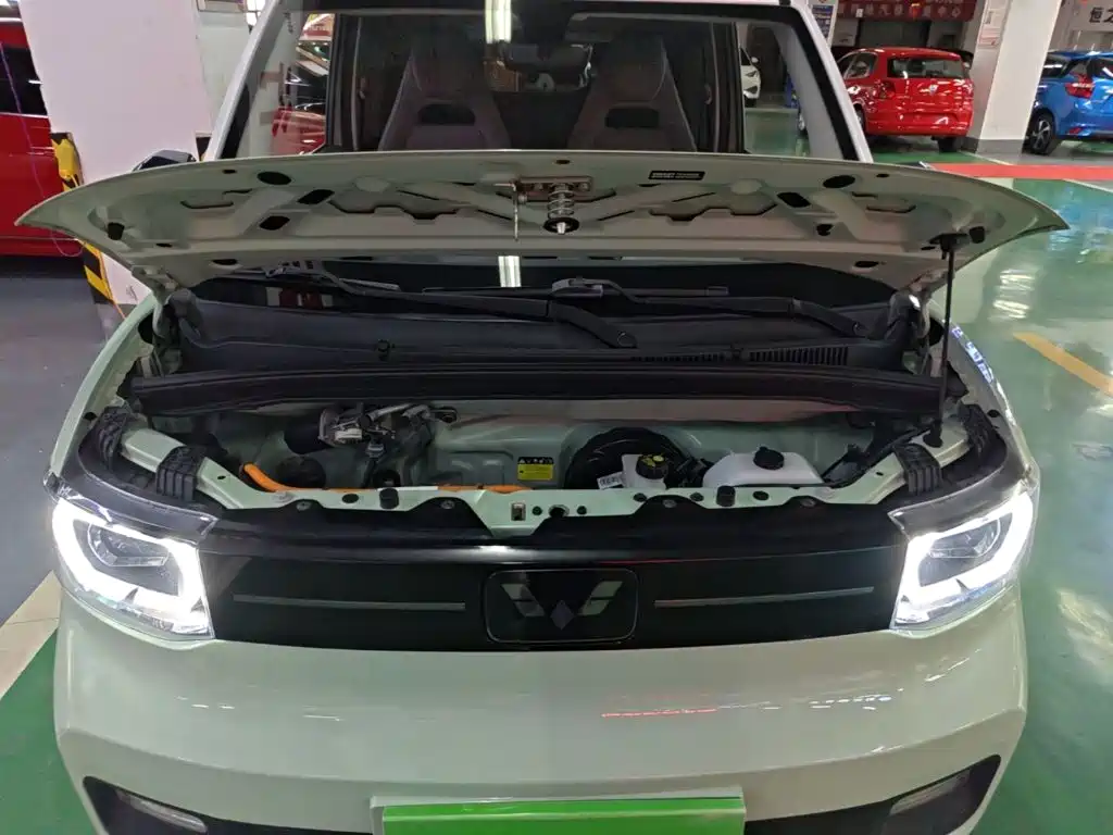 Wuling MINIEV — миниатюра 20