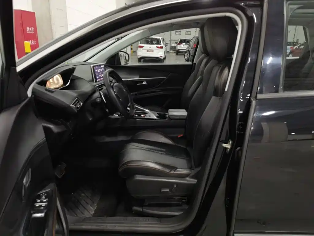 Peugeot 5008 — миниатюра 10