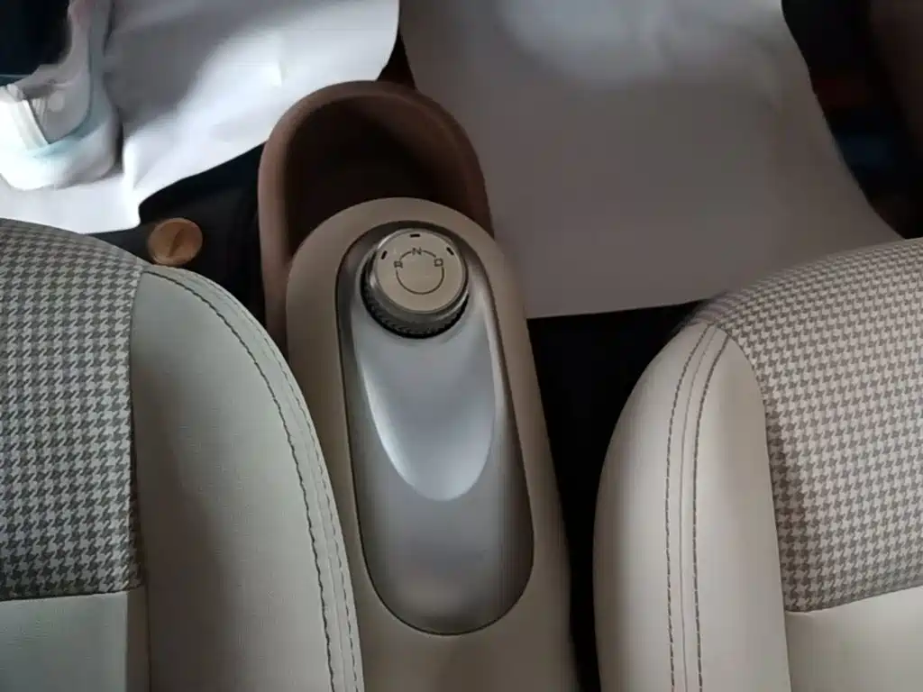 Wuling MINIEV — миниатюра 14