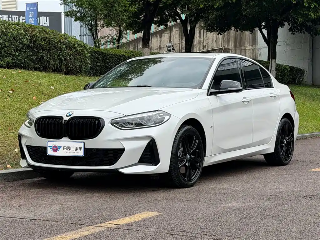 BMW 1 Series 2022