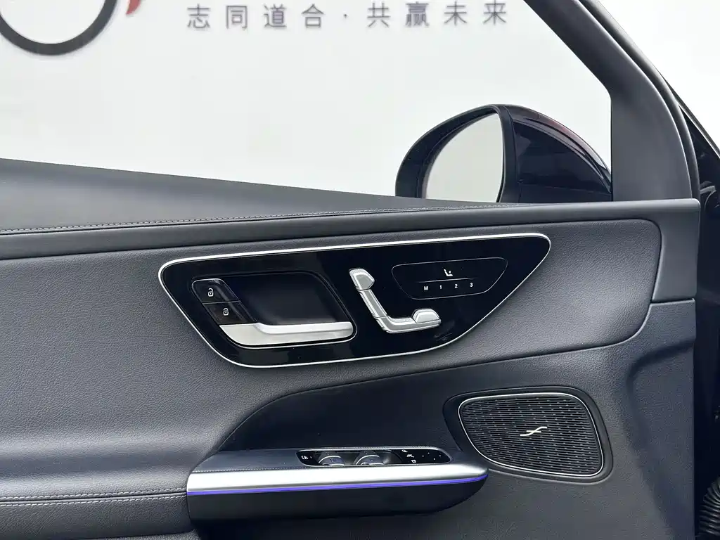 Mercedes-Benz GLC — миниатюра 15