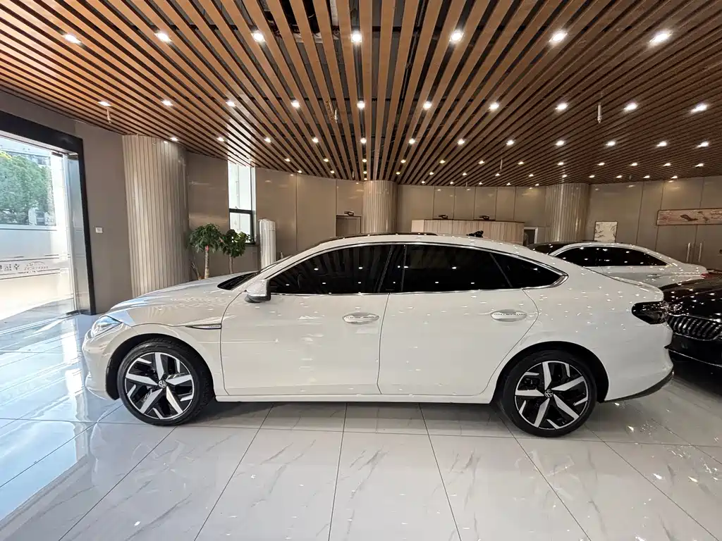 Volkswagen Lamando 2022 L 280TSI DSG