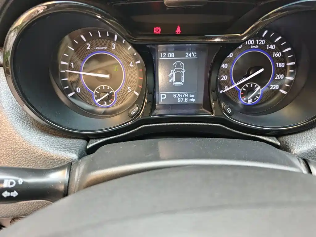 JMC Yusheng S350 — миниатюра 8
