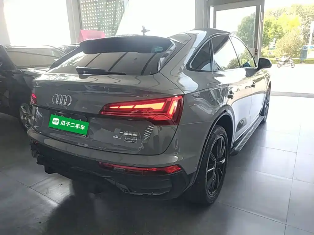 Audi Q5L Sportback — миниатюра 7