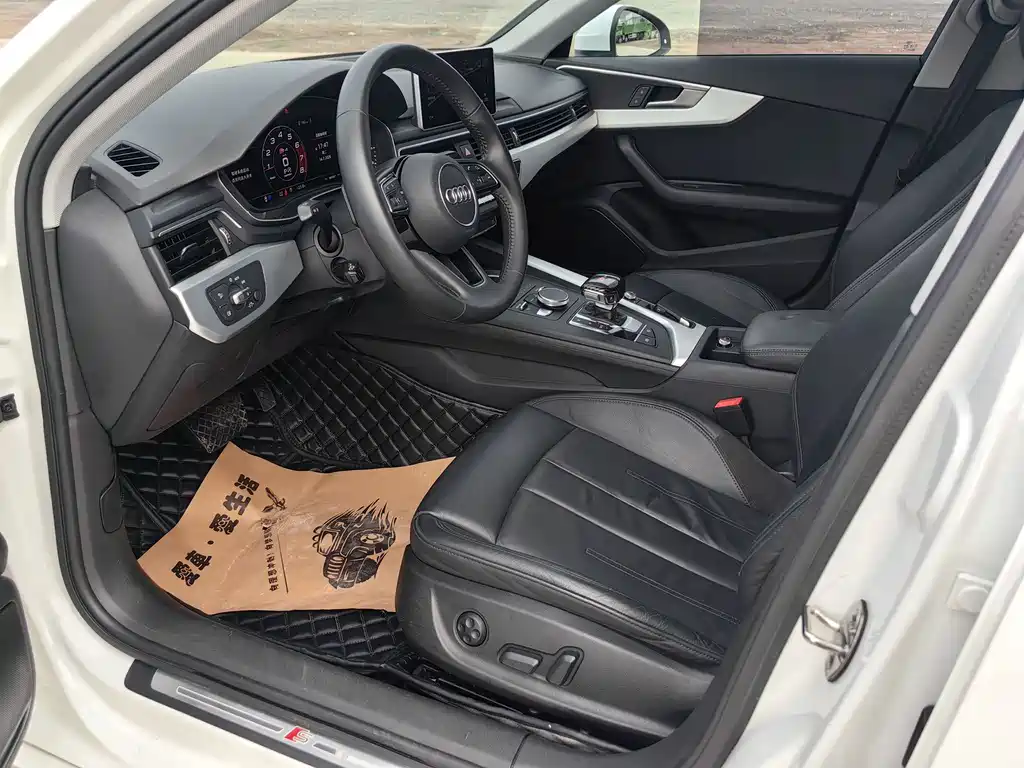 Audi A4L 2019 40 TFSI Fashion VI