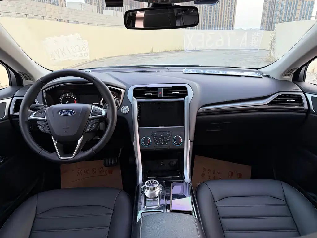 Ford Mondeo — миниатюра 7
