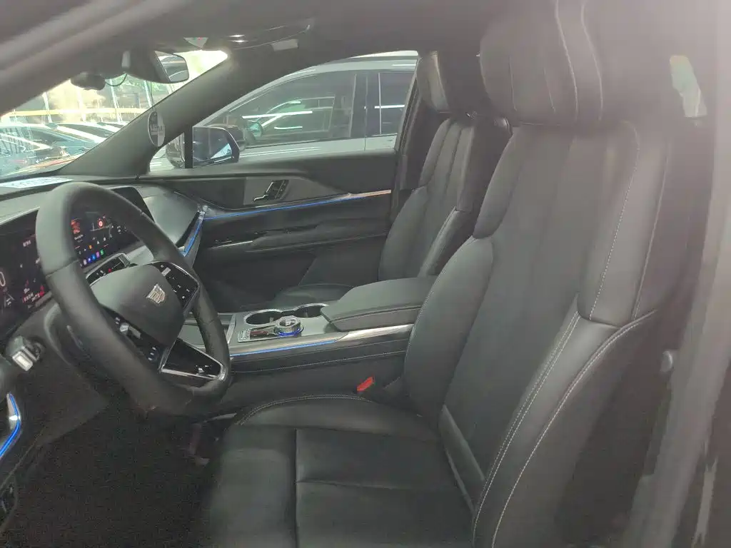 Cadillac XT5 2025 2.0T Luxury