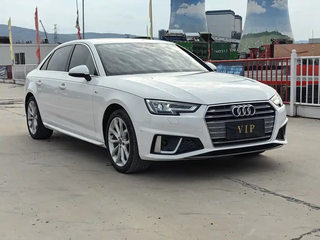 Audi A4L 2019 40 TFSI Fashion VI