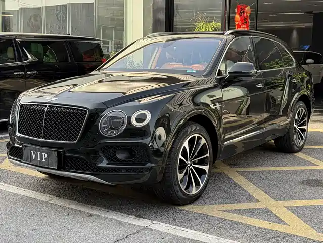 BENTLEY TIM YUE 2018