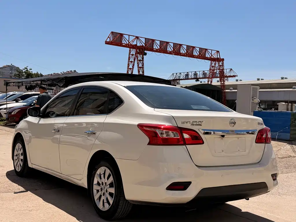 Nissan Sylphy 2021 1.6XE CVT Comfort