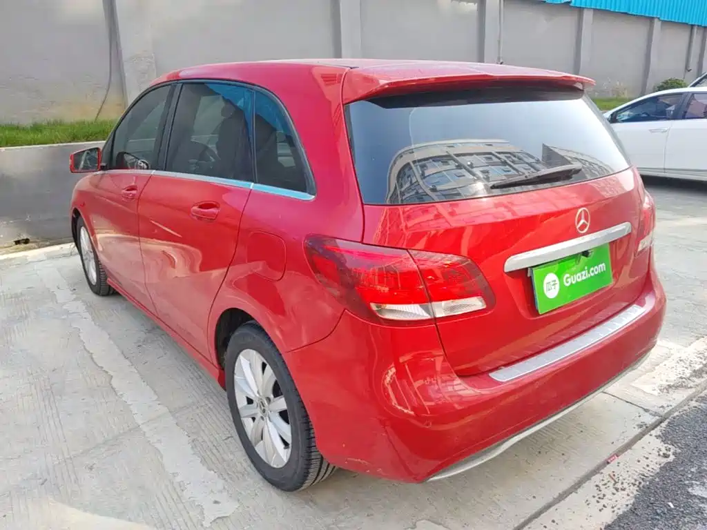 Mercedes-Benz B-Class — миниатюра 5