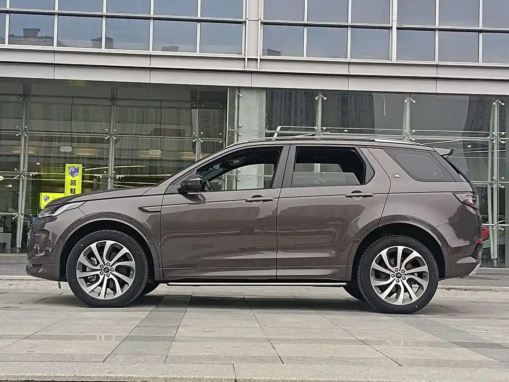 Land Rover Discovery Sport 2022 249PS R-Dynamic S 5 мест