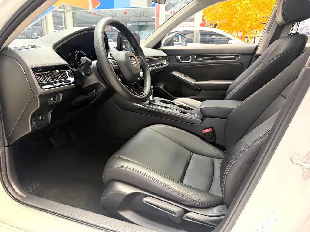 Honda Civic — миниатюра 7