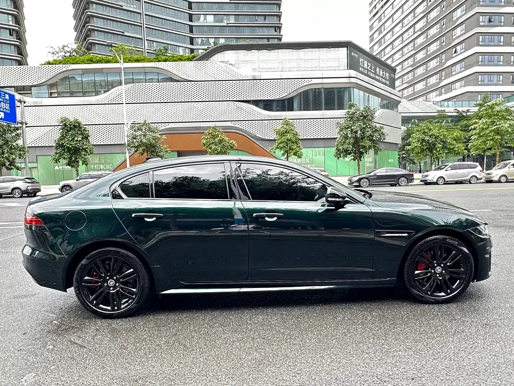 Jaguar XEL — миниатюра 4