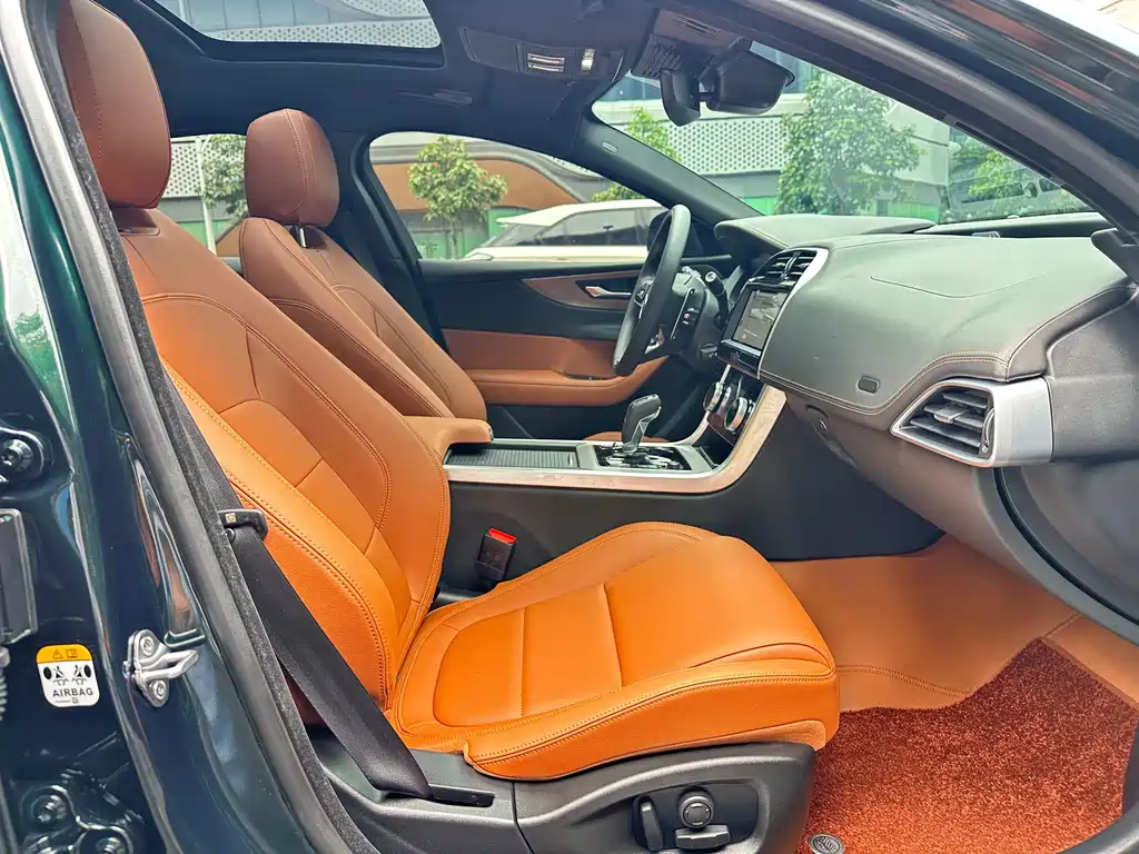 Jaguar XEL — миниатюра 7