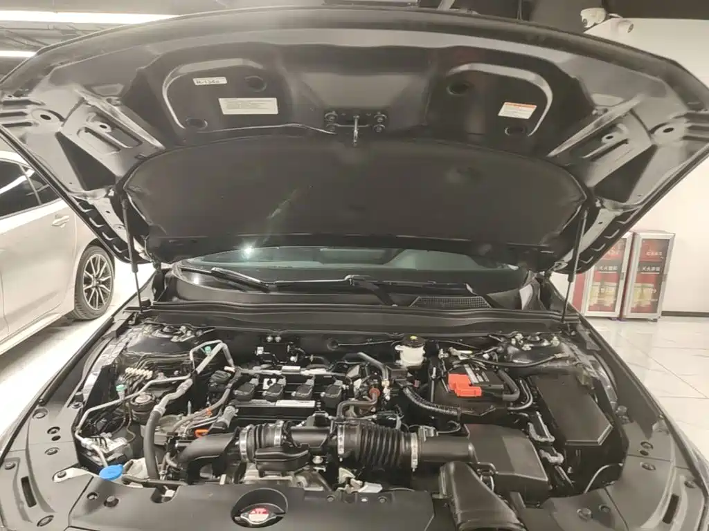 Honda Accord — миниатюра 20