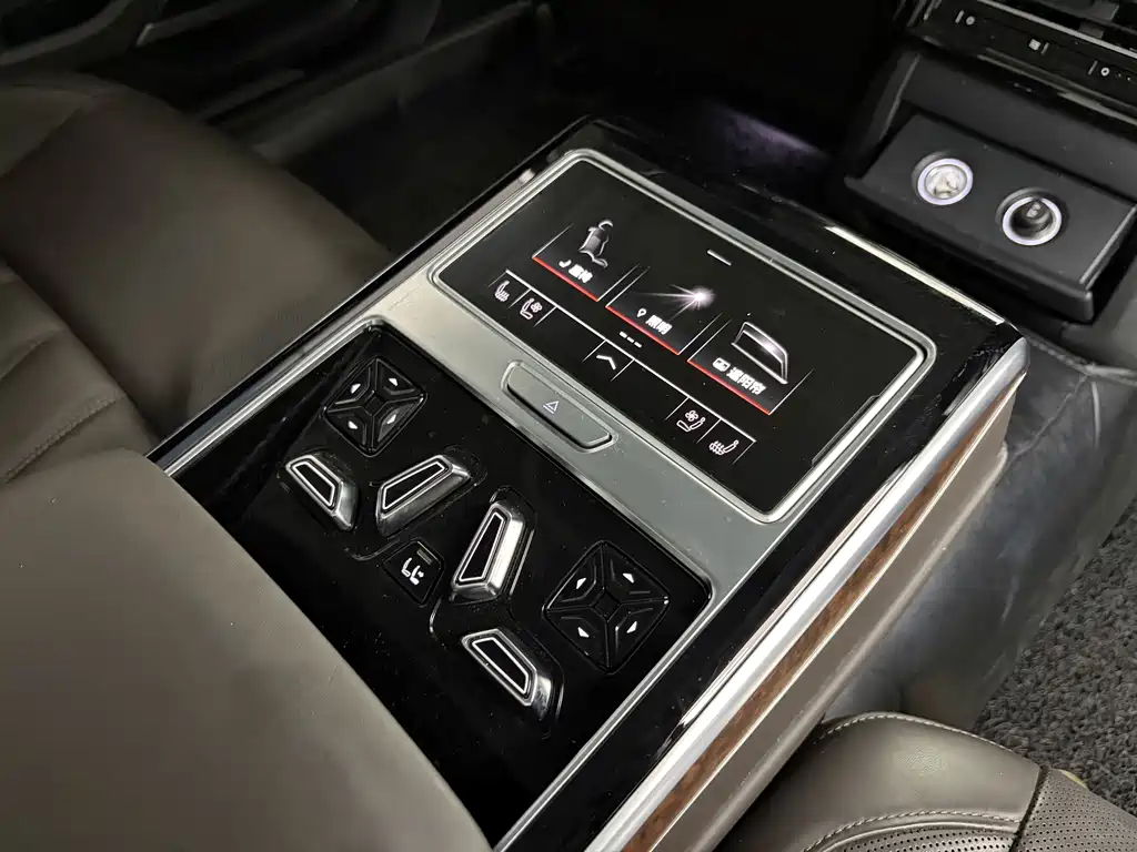Audi A8 — миниатюра 18