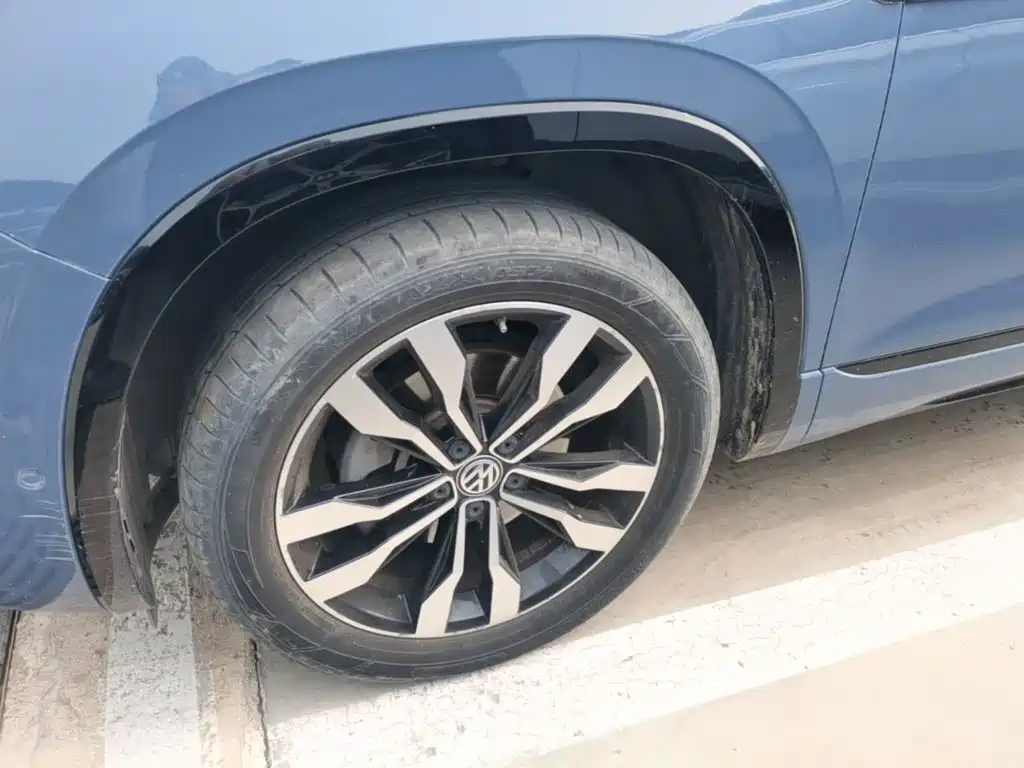 Volkswagen X — миниатюра 23
