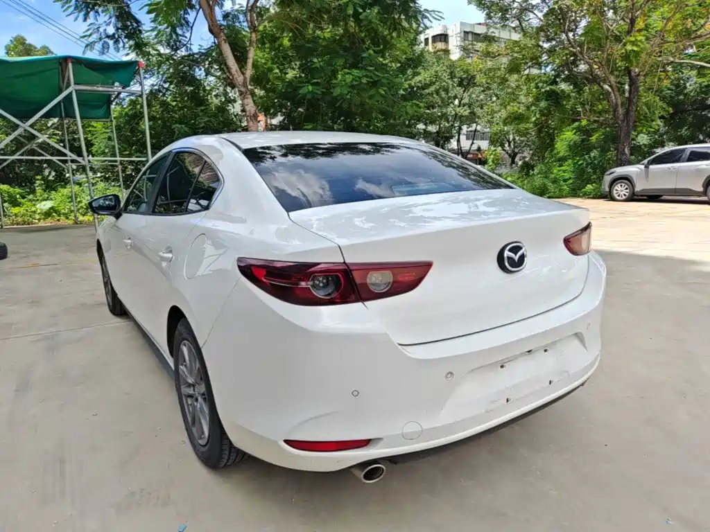 Mazda 3 Axela — миниатюра 5
