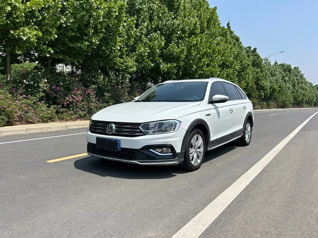 Купить Volkswagen C-Trek